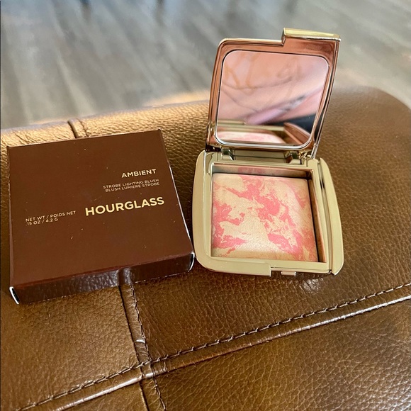 Hourglass Other - Hourglass Ambient Lighting Blush in Incandescent Electra NEW